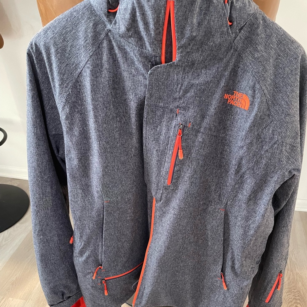 Women’s North Face Ski Jacket